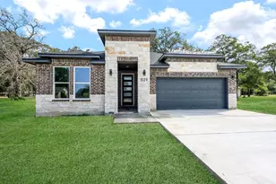 529 Echo Ln, Livingston, TX 77351 - Photo 2