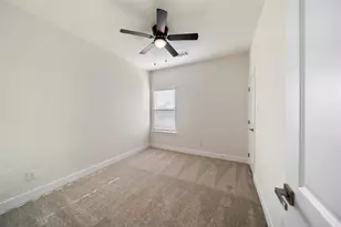 408 W Marlin St, Willis, TX 77378 - Photo 20
