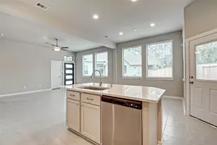 332 N Spotted Fern Dr, Montgomery, TX 77316 - Photo 10