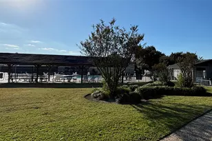 6894 Stillwater Dr, Willis, TX 77318 - Photo 4