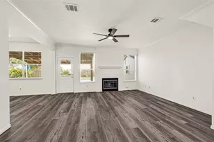 15810 Webelos St, Friendswood, TX 77546 - Photo 8