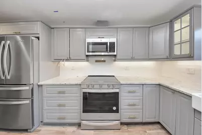 840 Threadneedle St #209, Houston, TX 77079 - Photo 8