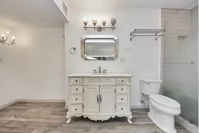 840 Threadneedle St #209, Houston, TX 77079 - Photo 14