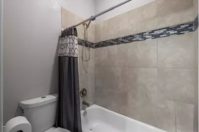 7014 Terrasso Drive, Hitchcock, TX 77563 - Photo 28