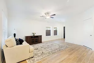 10122 Crescendo Wy, Rosharon, TX 77583 - Photo 6