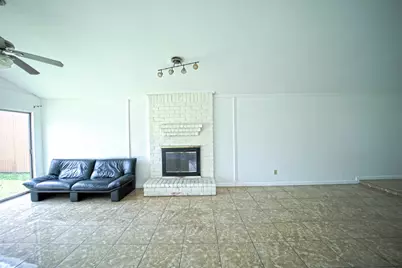 6411 Briar Glade Drive, Houston, TX 77072 - Photo 4