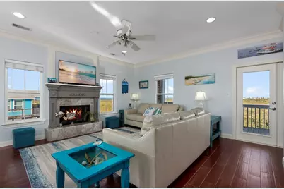 1019 Brighton Jones Blvd, Gilchrist, TX 77617 - Photo 10