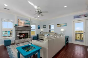 1019 Brighton Jones Blvd, Gilchrist, TX 77617 - Photo 10