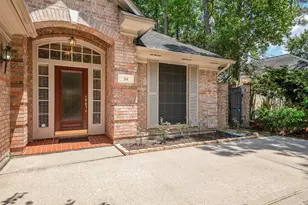 34 Reflection Point Dr E, The Woodlands, TX 77381 - Photo 2