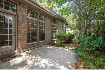 34 Reflection Point Drive E, The Woodlands, TX 77381 - Photo 40