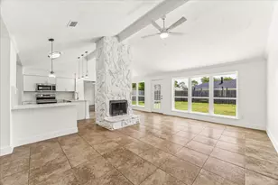 10111 Limewood Ln, Sugar Land, TX 77498 - Photo 2
