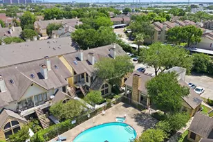 2425 Holly Hall St, Houston, TX 77054 - Photo 38