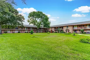 7600 Burgoyne Rd, Houston, TX 77063 - Photo 38