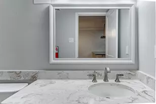 7600 Burgoyne Rd, Houston, TX 77063 - Photo 12