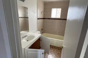 8445 Winkler Dr, Houston, TX 77017 - Photo 6