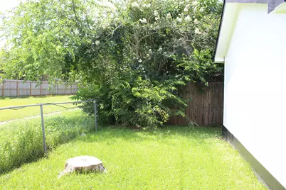 210 Brigadoon Lane, Friendswood, TX 77546 - Photo 28