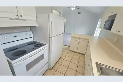 210 Brigadoon Lane, Friendswood, TX 77546 - Photo 10