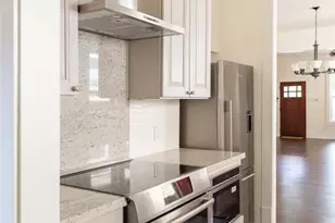 1812 Everett St, Houston, TX 77009 - Photo 14