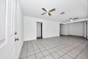 12474 Birdie Ln, Houston, TX 77015 - Photo 6