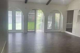 103 Bluebonnet St, Sugar Land, TX 77478 - Photo 2