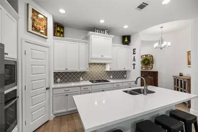 122 Hidden Peak Drive, Montgomery, TX 77316 - Photo 8