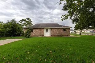 12314 Flushing Meadows Dr, Houston, TX 77089 - Photo 14