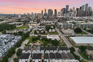 2706 Leeland St, Houston, TX 77003 - Photo 8