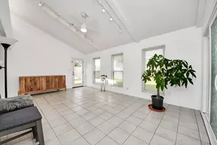 5838 Silver Frst Dr, Houston, TX 77092 - Photo 12