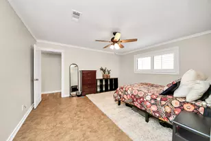 5838 Silver Frst Dr, Houston, TX 77092 - Photo 14