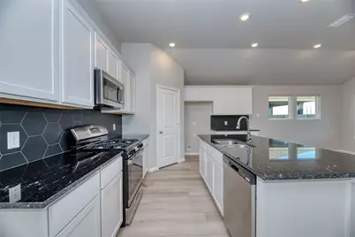 21115 Sunlight Grove Drive, Rosharon, TX 77583 - Photo 6