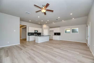 21115 Sunlight Grove Drive, Rosharon, TX 77583 - Photo 8