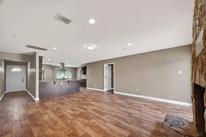 12839 Eastbrook Drive, Houston, TX 77013 - Photo 6