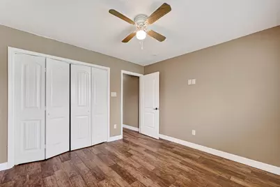 12839 Eastbrook Drive, Houston, TX 77013 - Photo 26
