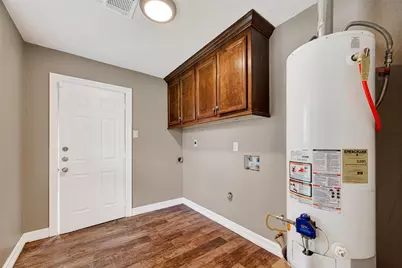 12839 Eastbrook Drive, Houston, TX 77013 - Photo 14