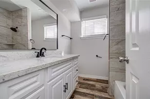 5507 Braesvalley Dr, Houston, TX 77096 - Photo 12