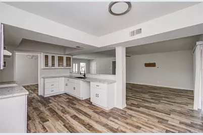 5507 Braesvalley Drive, Houston, TX 77096 - Photo 2