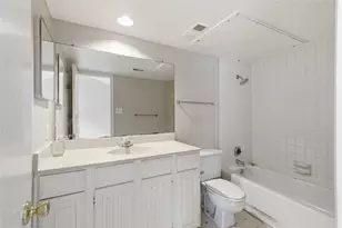 2120 Wilcrest Dr, Houston, TX 77042 - Photo 16