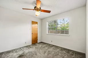 62 Daffodil Ct, Lake Jackson, TX 77566 - Photo 28