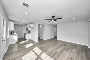 5131 Beechaven St, Houston, TX 77053 - Photo 4