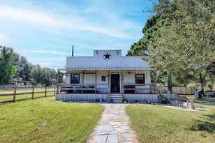 5160 Ave B, Sheridan, TX 77475 - Photo 2