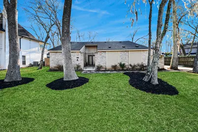 1710 Wildwood Lane, Richmond, TX 77406 - Photo 1