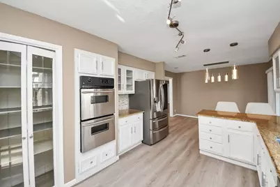 1710 Wildwood Lane, Richmond, TX 77406 - Photo 12