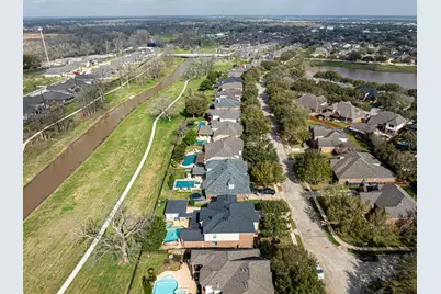 8310 Crescent Knolls Drive, Richmond, TX 77406 - Photo 46