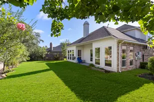 10 Sagamore Ridge Pl, Spring, TX 77389 - Photo 2