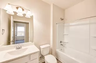 1929 N Riverside Cir, Dayton, TX 77535 - Photo 14