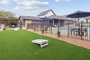 637 Canvas Ave, Fulshear, TX 77441 - Photo 10