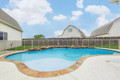 6811 Gonzales Point, Manvel, TX 77578 - Photo 6