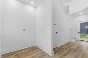 812 Elkhart St, Houston, TX 77091 - Photo 4