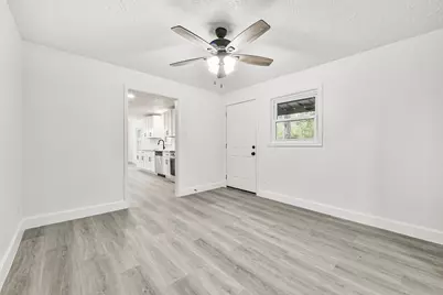 2121 County Road 892, Alvin, TX 77511 - Photo 20