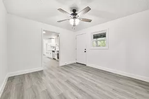 2121 County Rd 892, Alvin, TX 77511 - Photo 20